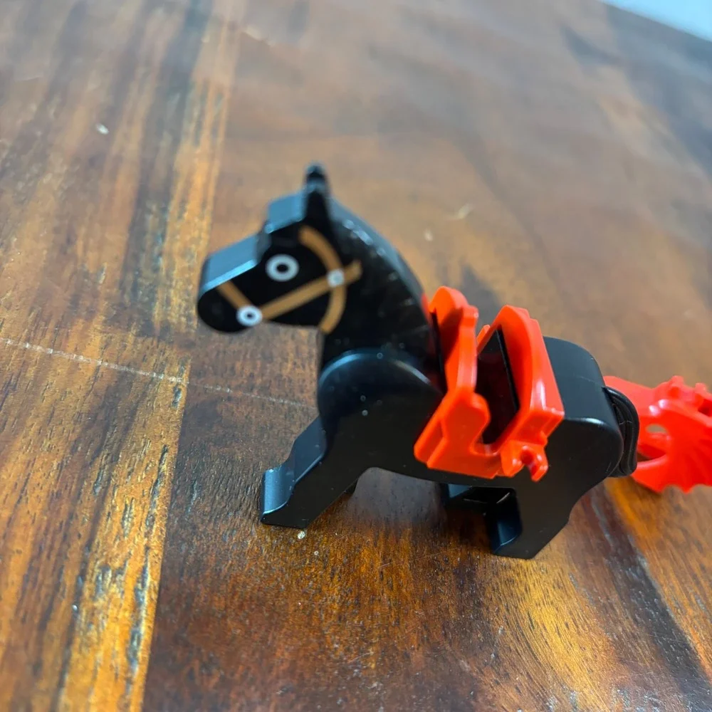 LEGO Castle Dragon Knight Horse Black with Red Dragon‎ Armor and Saddle Vintage